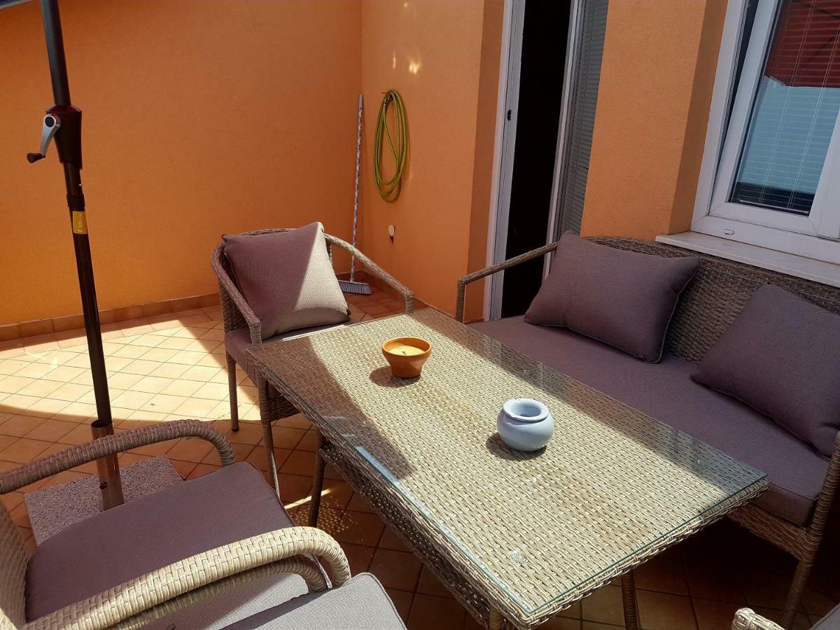 The Orange House Daire Izola Dış mekan fotoğraf